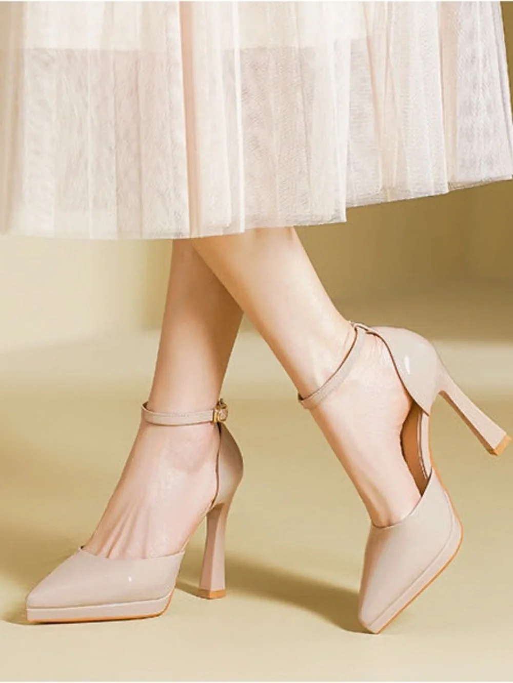 Forever 21 High Heel Classic Pumps🔥